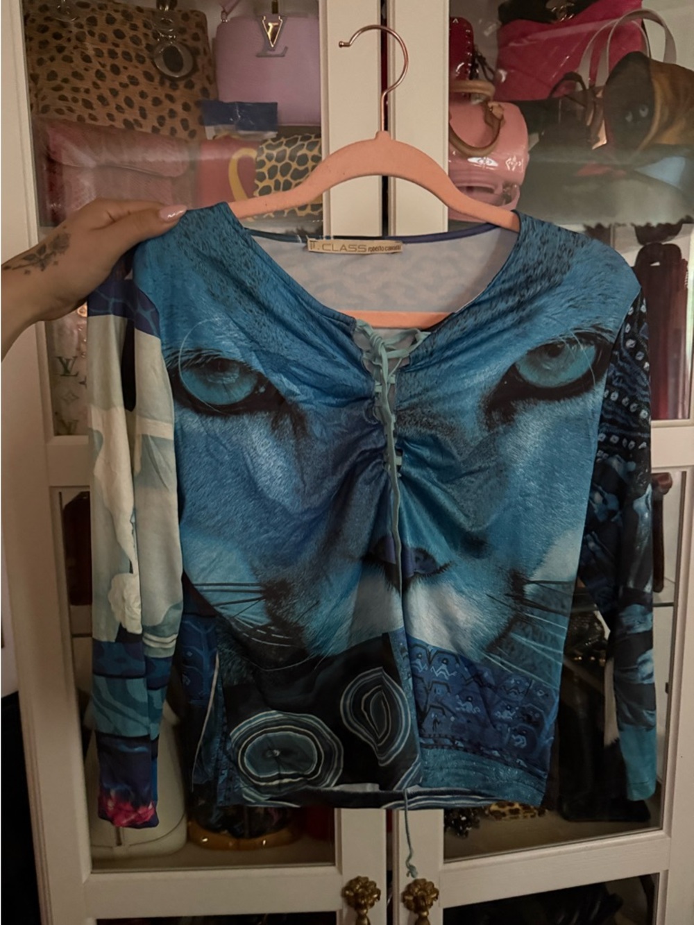 Vintage Roberto cavalli Women's Blue Graphic Lion Face Long Sleeve Top